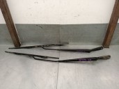 Replacement front right wiper arm for Ford Focus I (DAW, DBW) 1.8 TDCi OEM IAM reference XS4117526BC 1064742 