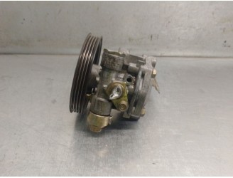 Replacement power steering pump for Mazda 323 F VI Hatchback (BJ) 1.6 (BJ10M) OEM IAM reference B25D32600B B25D32600B 