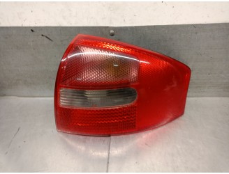 REAR RIGHT TAIL LIGHT 4B5945096B 4B5945096B 