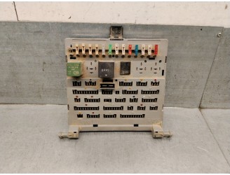 CAJA RELES / FUSIBLES H1A 