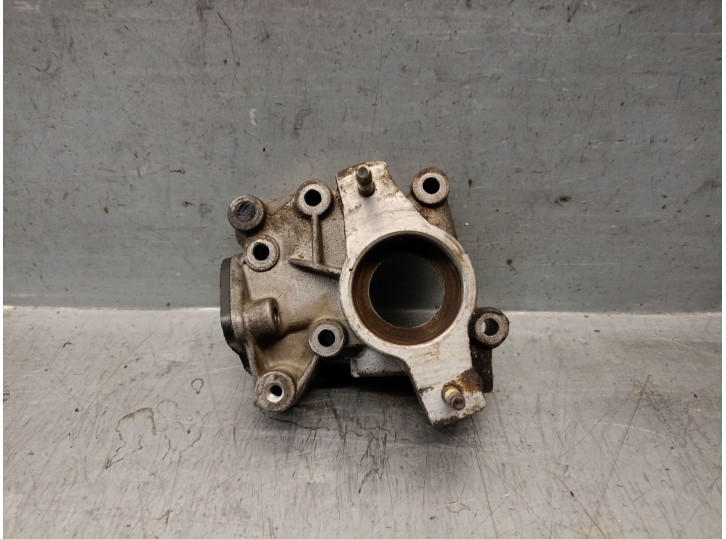 Replacement engine mount for Peugeot 205 II (20A/C) 1.1 OEM IAM reference 9752315180