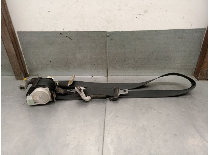 Replacement front right seat belt for Mazda 5 (CR) 2.0 CD (CR19) OEM IAM reference CC2957L3000 CC2957L3000 
