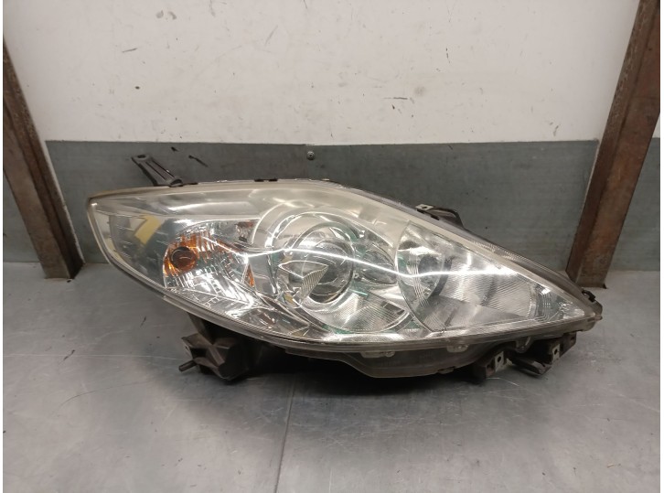 Replacement right headlight for Mazda 5 (CR) 2.0 CD (CR19) OEM IAM reference CC30510K0D CC30510K0D