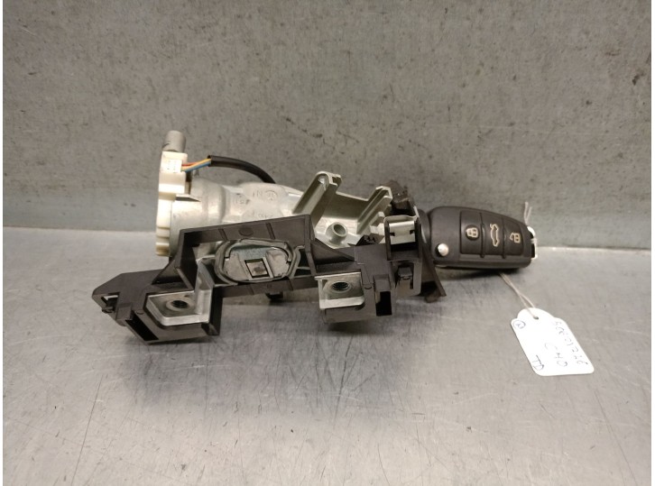 Replacement ignition switch for audi a1 sportback (8xa, 8xf) 1.0 tfsi OEM IAM reference 1K0905851 1K0905851