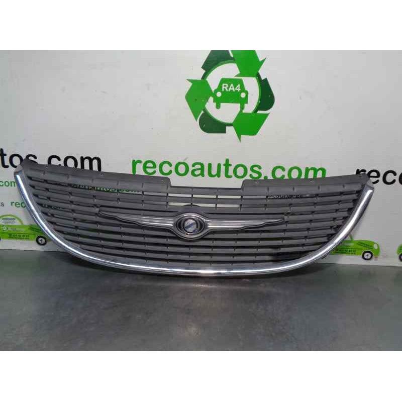 Recambio de rejilla delantera para chrysler voyager (rg) 2.5 crd cat referencia OEM IAM 4857522AA  