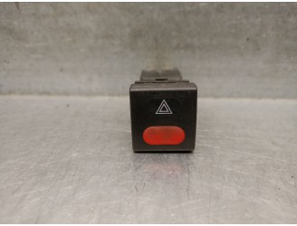 Replacement hazard warning switch for Citroën Saxo (S0, S1) 1.5 D OEM IAM reference 655426 655426