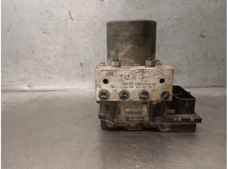 Replacement ABS unit for Audi A4 B8 (8k2) 2.0 TDI OEM IAM reference 8K0614517BB 8K0614517BD 