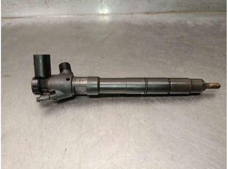 Recambio de inyector para skoda rapid spaceback (nh1) 1.4 tdi referencia OEM IAM 04B130277J 28424049