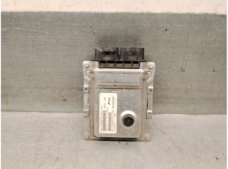 Recambio de centralita motor uce para fiat 500 (312_) 1.2 (312axa1a) referencia OEM IAM 52045260 