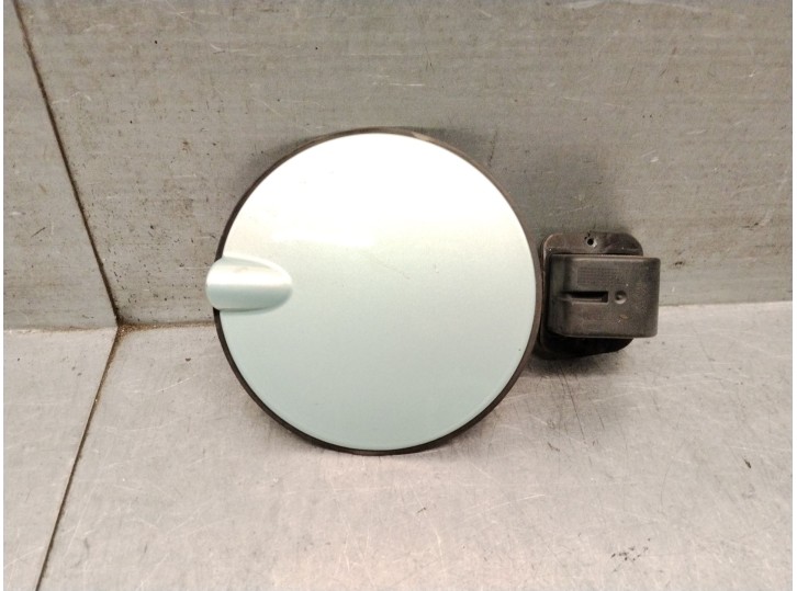 Replacement fuel filler flap for Opel Corsa C (X01) 1.2 (F08, F68) OEM IAM reference 09164237 182753 