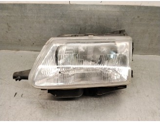 Replacement left headlight for Citroën Saxo (S0, S1) 1.5 D OEM IAM reference 6204N5 6204N5 