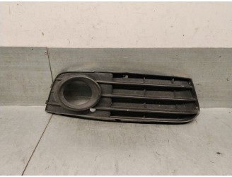 REJILLA PARAGOLPES DERECHA 8K0807682A 8K0807682A 