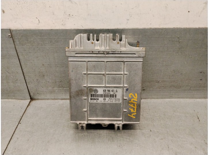 Replacement engine ECU for Volkswagen Passat B5 (3b2) 1.9 TDI OEM IAM reference 028906021GL 0281001656
