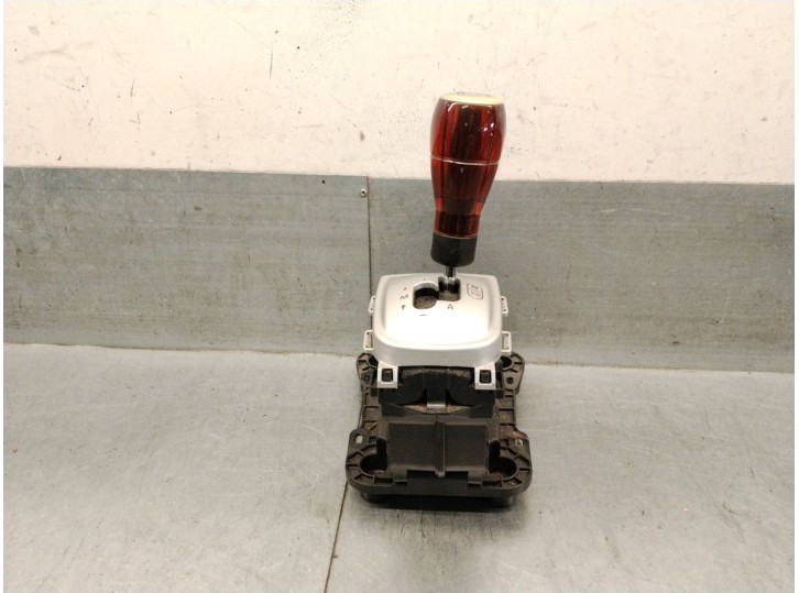 Replacement gear lever for Citroën C2 (JM_) 1.4 OEM IAM reference 9680340680 2400EY 