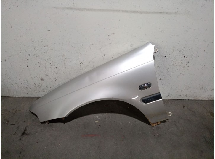Recambio de aleta delantera izquierda para rover 45 i hatchback (rt) 2.0 idt referencia OEM IAM 20T2N 