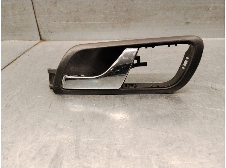 Replacement front left interior door handle for Skoda Fabia I (6y2) 1.2 OEM IAM reference 6Y0837247 6Y0837221B 
