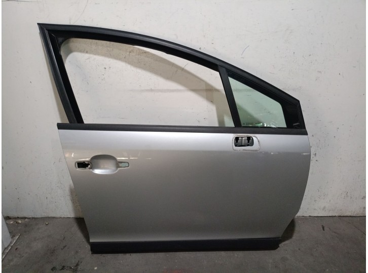 Replacement right front door for Citroën C4 I (LC_) 1.6 16V OEM IAM reference 9004W4 9004W4 