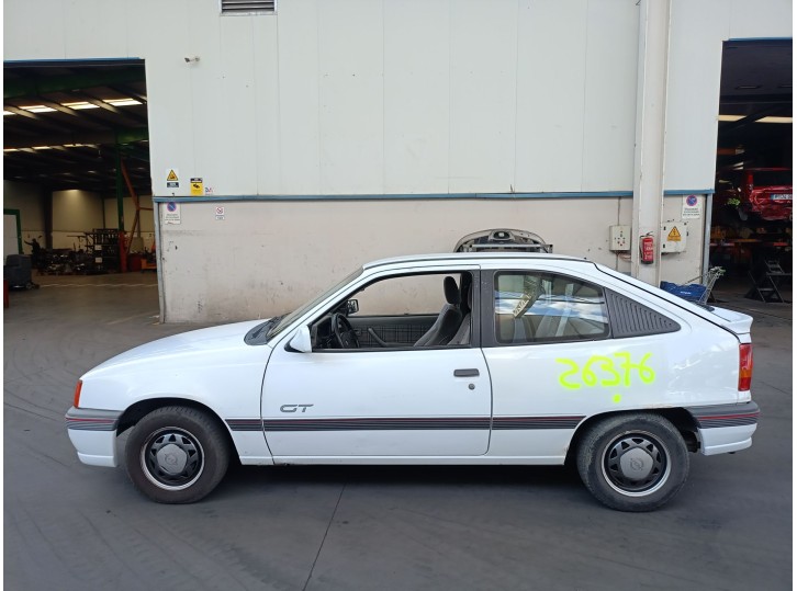 opel kadett e hatchback (t85) del año 1990
