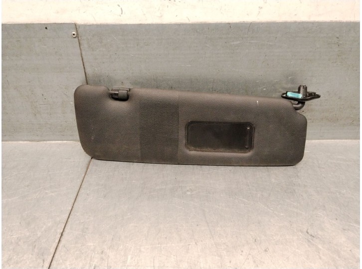 Replacement right sun visor for BMW 1 Convertible (E88) 118 i OEM IAM reference 51167139446 51167139446 