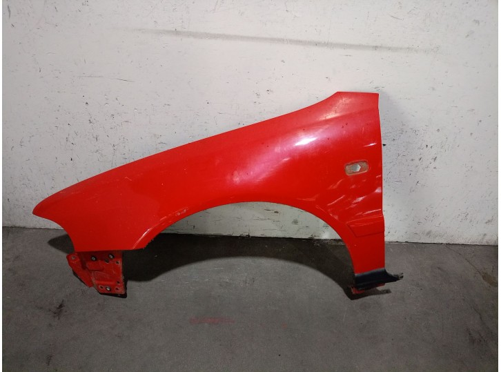 Replacement left front fender for Audi A4 B5 Avant (8D5) 1.9 TDI OEM IAM reference 8D0821105M 8D0821105M 