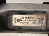 Replacement front right shock absorber for Volkswagen Golf IV (1J1) 2.0 OEM IAM reference 1J0413031T 