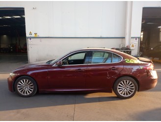 alfa romeo giulia (952_) del año 2017