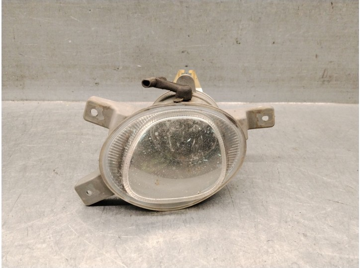 Replacement right fog light for Volvo V70 II (285) 2.4 T OEM IAM reference 9190905 9190905 
