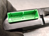 Replacement front left window switch for Volvo V70 II (285) 2.4 T OEM IAM reference 8682949 9193383 