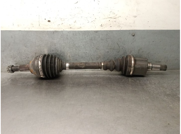 Replacement front left driveshaft for Citroën C5 III (RD_) 2.0 HDi 140 OEM IAM reference 3272SE 3272SE 