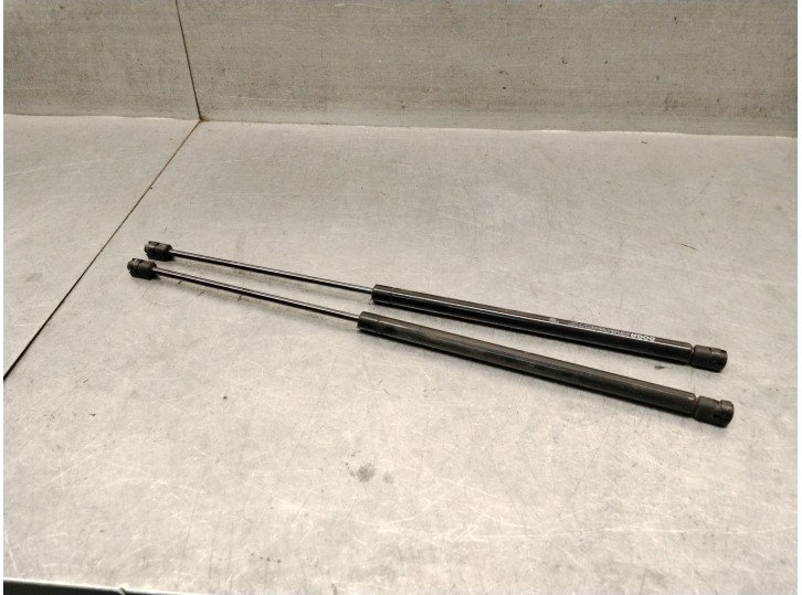 Replacement trunk / tailgate shock absorbers for Mitsubishi Colt VI (Z3_A, Z2_A) 1.1 (Z31A, Z32A) OEM IAM reference 5802A193 5