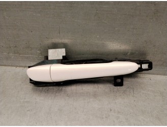 FRONT RIGHT EXTERIOR DOOR HANDLE BBM75842XA BBM75842XA 
