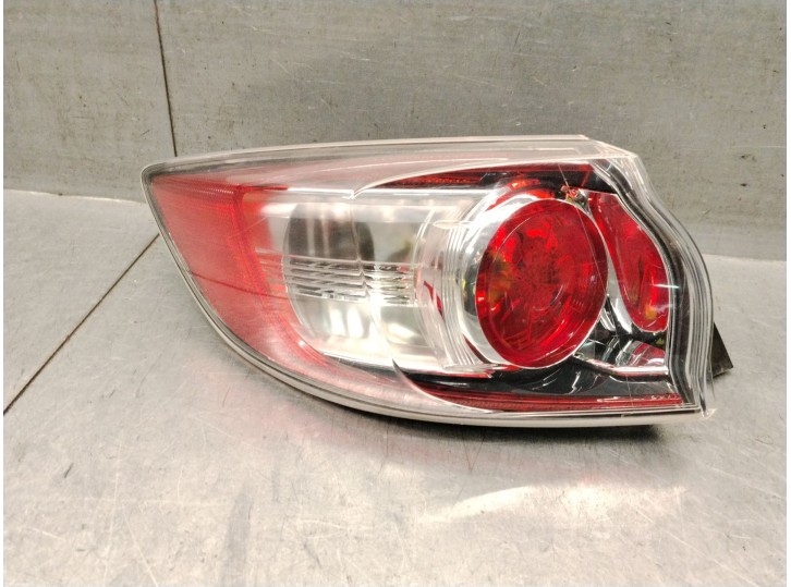 Replacement left rear light for Mazda 3 (BL) 1.6 MZ-CD (BL14) OEM IAM reference BCW751160 BCW851160D 