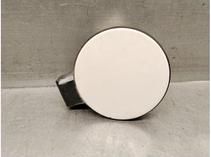 Replacement exterior fuel cap for Mitsubishi Colt VI (Z3_A, Z2_A) 1.1 (Z31A, Z32A) OEM IAM reference MR959153 