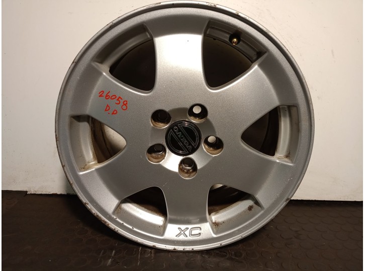 Recambio de llanta para volvo v70 ii (285) 2.4 t referencia OEM IAM 9209987 R1616X7J.49DOT 