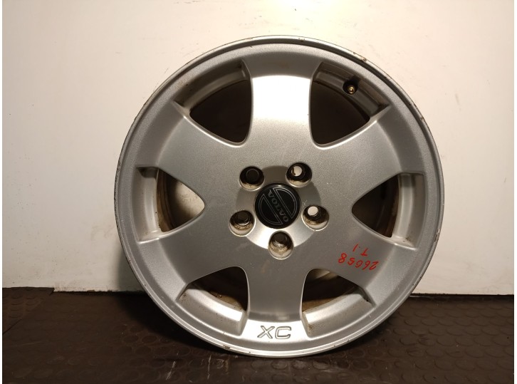 Recambio de llanta para volvo v70 ii (285) 2.4 t referencia OEM IAM 9209987 R1616X7J.49DOT 