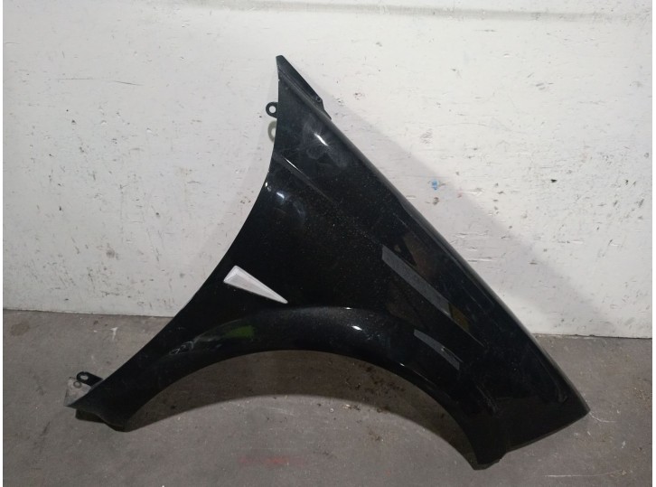 Replacement right front fender for Renault Megane II coupé-cabriolet (EM0/1_) 2.0 OEM IAM reference 7701474923 7701474923