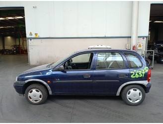opel corsa b (s93) del año 1999