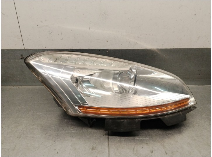 Replacement right headlight for Citroën C4 Grand Picasso I (UA_) 2.0 HDi 138 OEM IAM reference 6206A8 