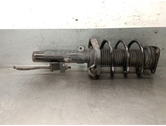 Replacement front right shock absorber for Mazda 3 (BL) 1.6 MZ-CD (BL14) OEM IAM reference BBM334700A BBM334700A 8N6118045