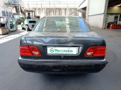 mercedes-benz clase e (w210) del año 1995