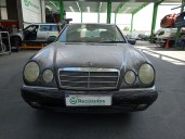 mercedes-benz clase e (w210) del año 1995