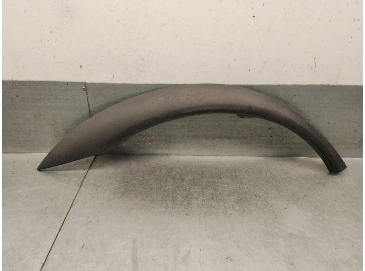 Recambio de aletin trasero derecho para volvo v70 ii (285) 2.4 t referencia OEM IAM 8620134 8662838 