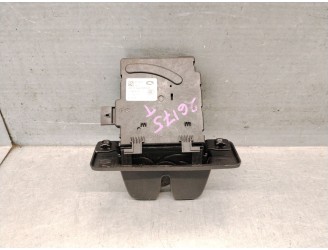 Replacement trunk / tailgate lock for Jaguar XE (X760) 2.0 D OEM IAM reference GX73A442A66AB T4N12874 
