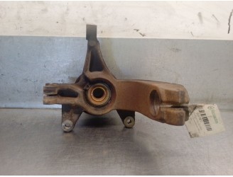 Replacement front left steering knuckle for Renault Megane II Coupé-Cabriolet (EM0/1_) 2.0 OEM IAM reference 8200297026 82002