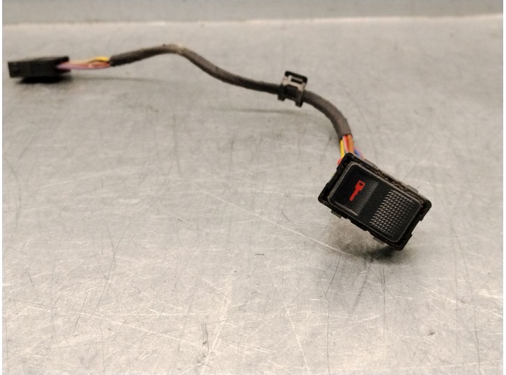 Recambio de interruptor para audi a4 b5 avant (8d5) 1.9 tdi referencia OEM IAM 8L0962107A 8L0962107A 