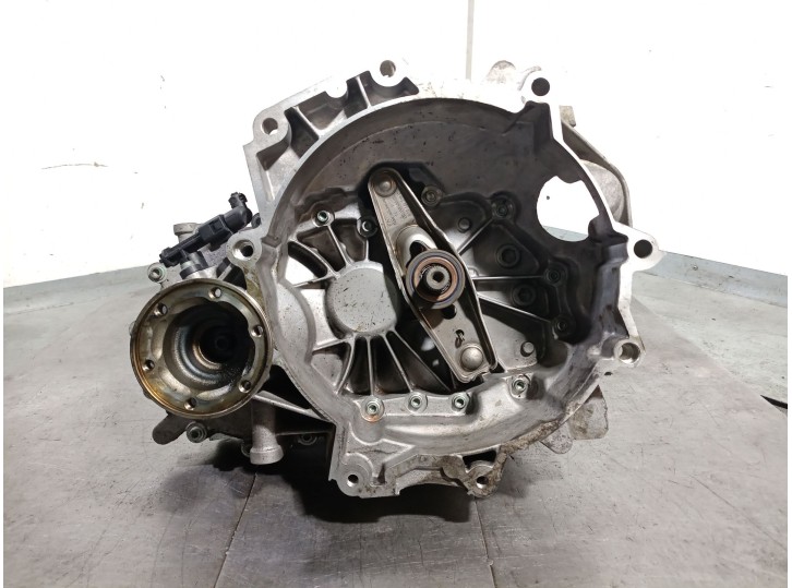 Recambio de caja cambios para seat ibiza iii (6l1) 1.4 16v referencia OEM IAM GKT 02T300052Q 483111