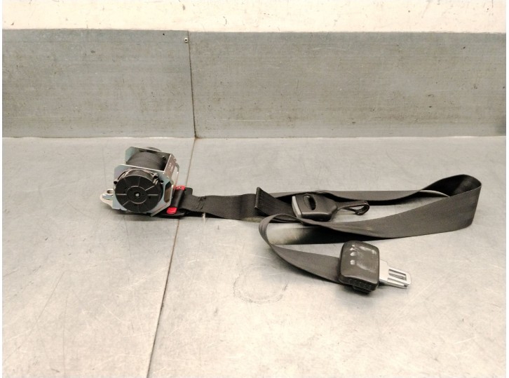 Recambio de cinturon seguridad trasero central para skoda yeti (5l) 1.2 tsi referencia OEM IAM 5L6857807A 5L6857807A 