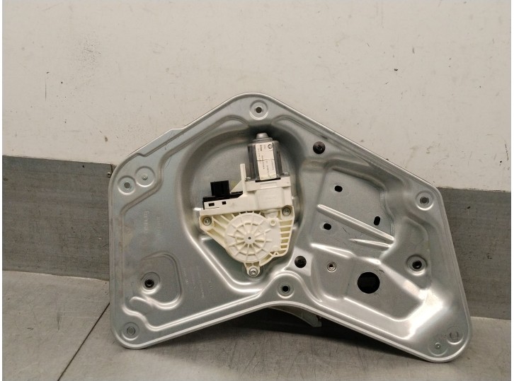 Recambio de elevalunas trasero derecho para skoda yeti (5l) 1.2 tsi referencia OEM IAM 5L0839462A 5L0839462A 
