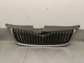 Recambio de rejilla delantera para skoda yeti (5l) 1.2 tsi referencia OEM IAM 5L0853668 5L0853668 