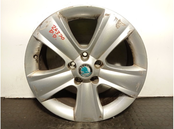Recambio de llanta para skoda yeti (5l) 1.2 tsi referencia OEM IAM 5L0601025B R177.0JX17H2ET45 